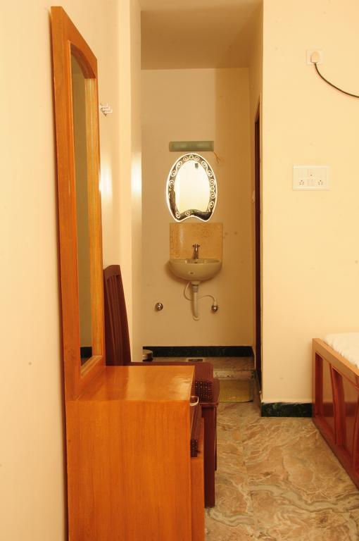 Hotel Rathnavel Towers Chennai Zimmer foto