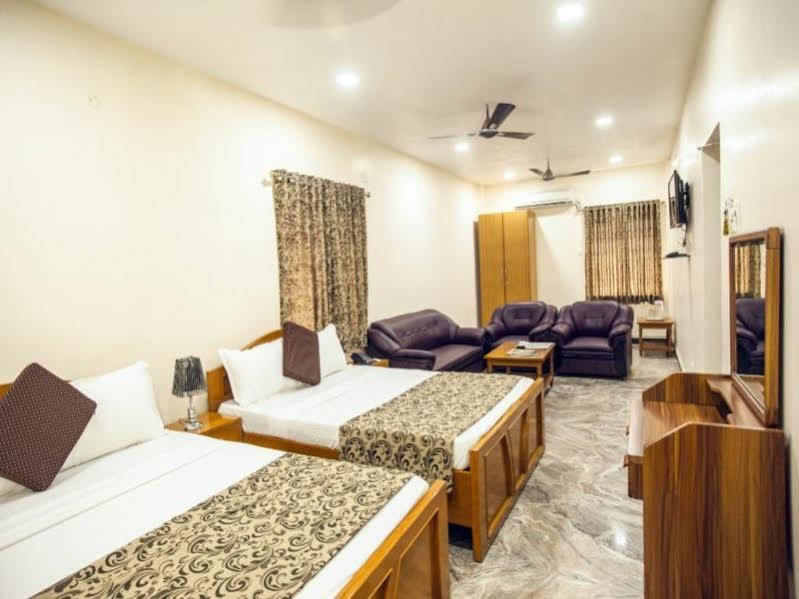 Hotel Rathnavel Towers Chennai Exterior foto